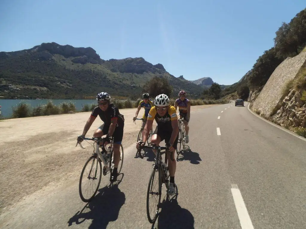 Riding Two Abreast in Mallorca - 6 Rules of Road Cycling you should always obey