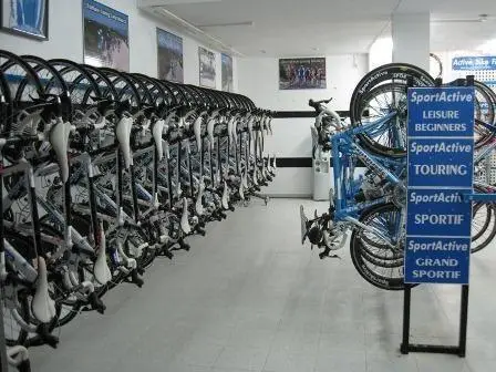 Cycling Centre in Mallorca - Top Tips for Packing your Bike for a Flight - Bike garage in the SportActive cycling center